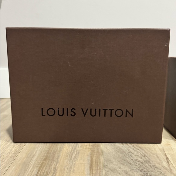 Louis Vuitton Brown Box Set of 2 + Dustbag - 14 x 5 x 10 in & 11.5 x 4.5 x 8 in - Picture 2 of 8